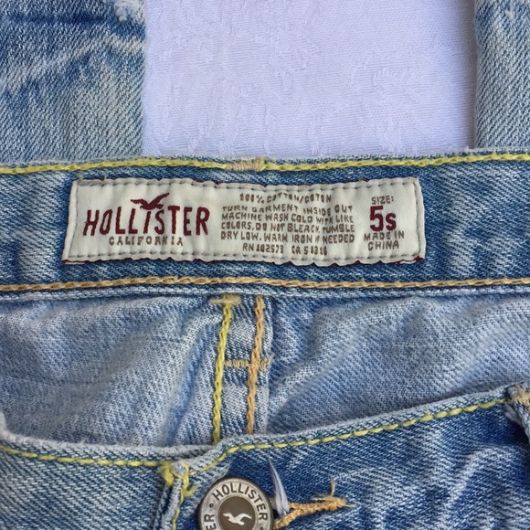 Hollister Jeans Distressed 5S Venice Boot - Picture 2 of 3
